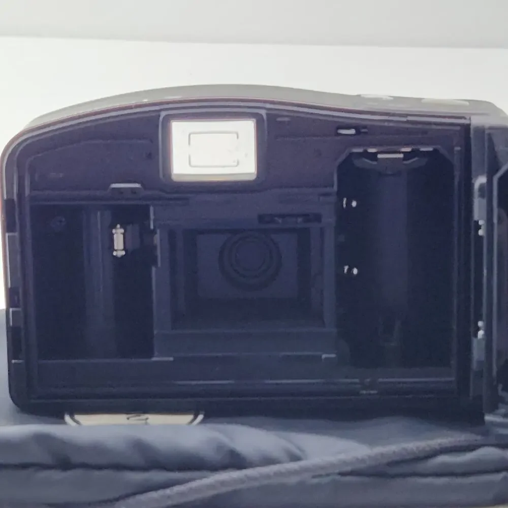 Canon Snappy LX 35mm Film Camera